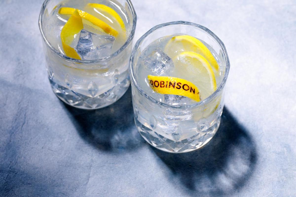 Bebidas en ROBINSON ESQUINZO PLAYA - All Inclusive