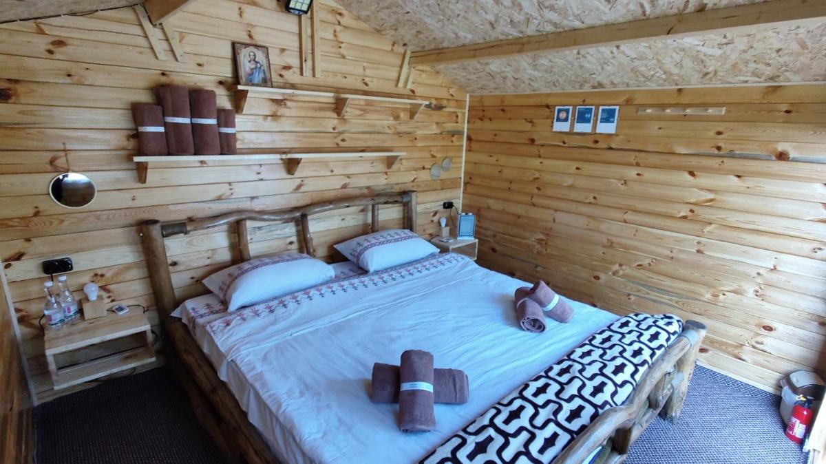 Edelweiss guesthouse, glamping and camping - Housity