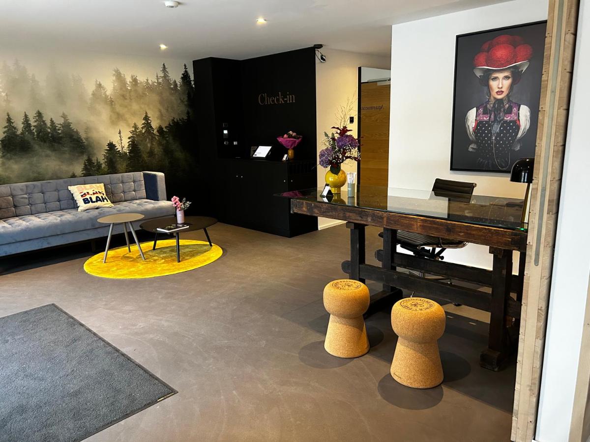 CELLA Apartments **** - Housity