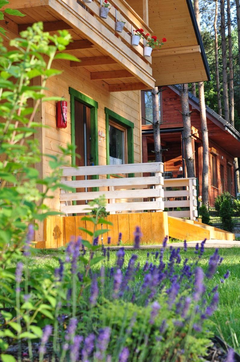 Domek letniskowy całoroczny zalew Chańcza Willa Leśny Czar balia sauna - Hizvo