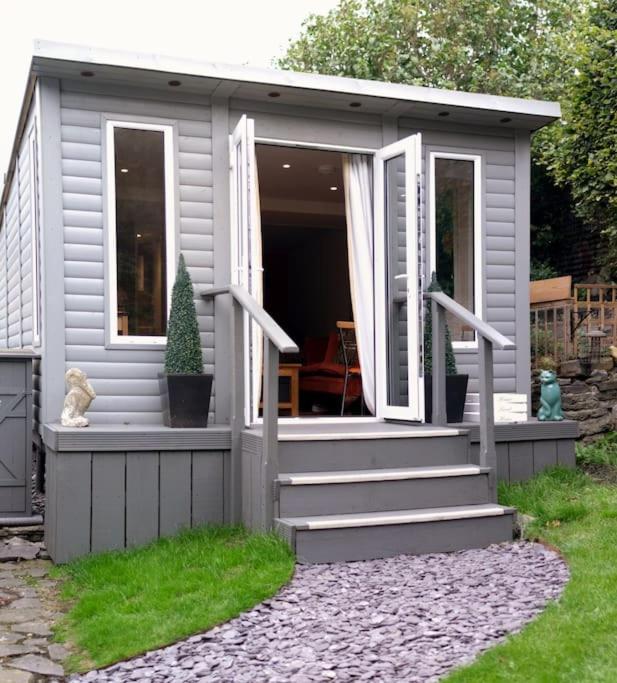 The Garden Room - Housity