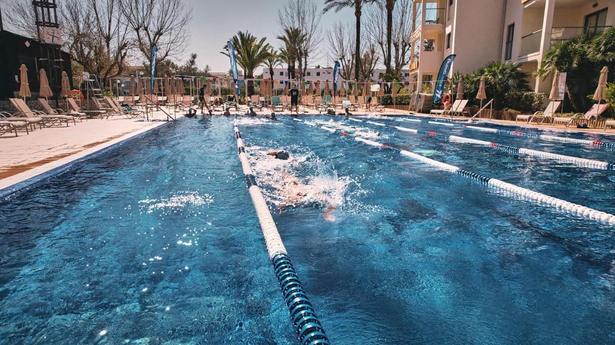 Piscina en o cerca de Zafiro Tropic