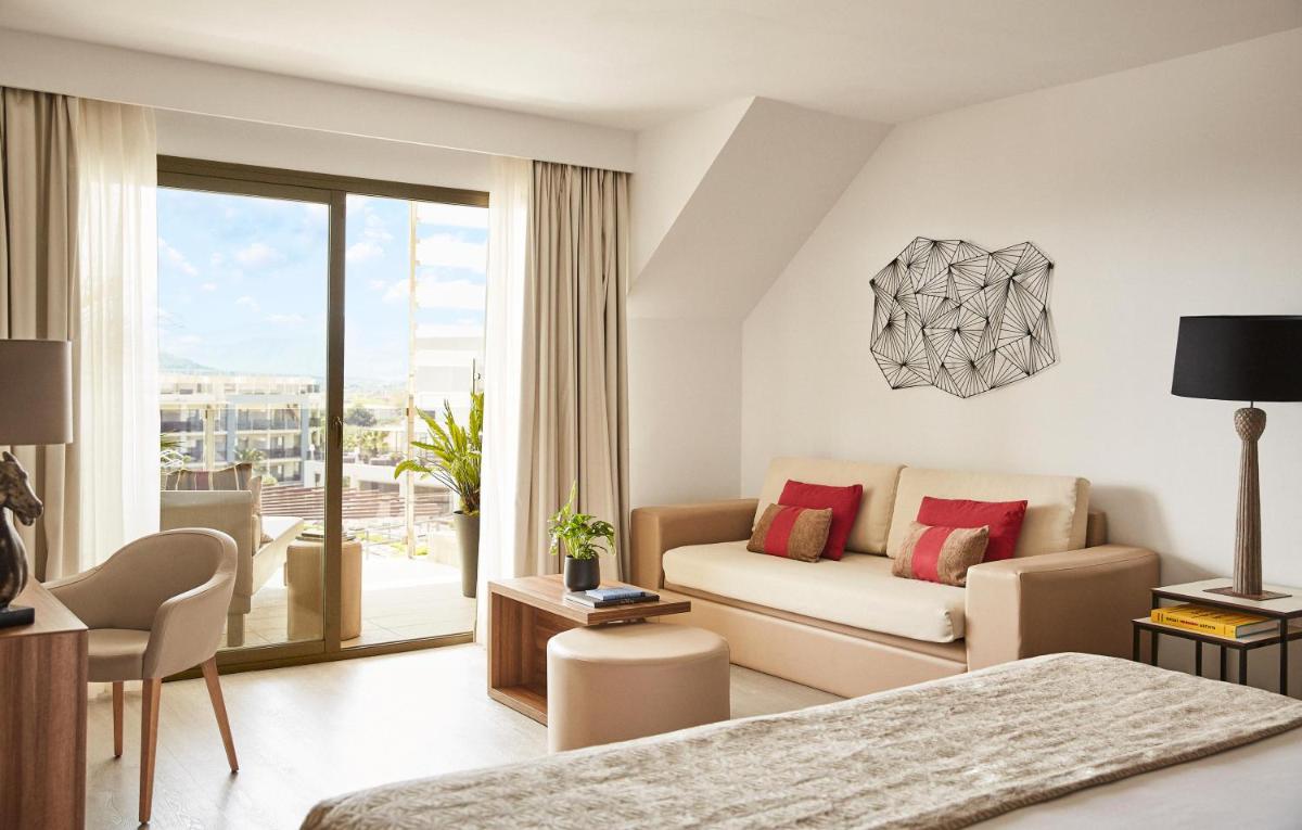 Zona de estar de Zafiro Palace Alcudia
