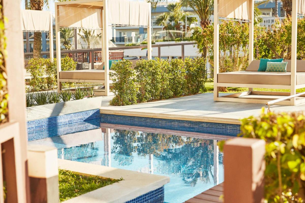 Piscina en o cerca de Zafiro Palace Alcudia