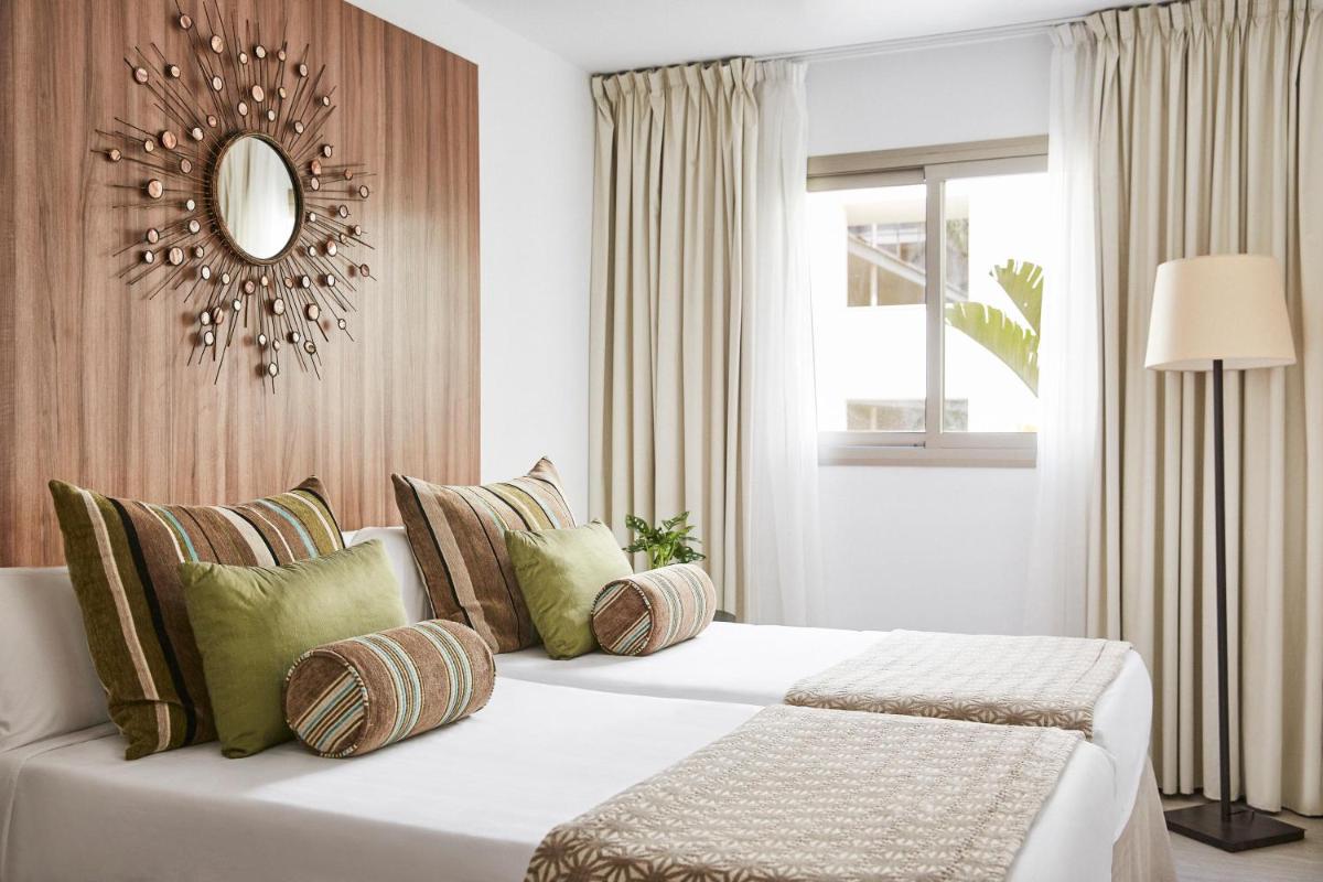 Cama o camas de una habitación en Zafiro Palace Alcudia