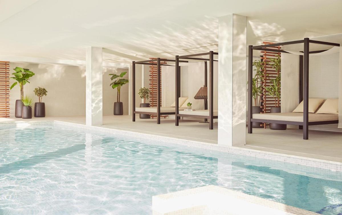 Piscina en o cerca de Zafiro Palace Andratx