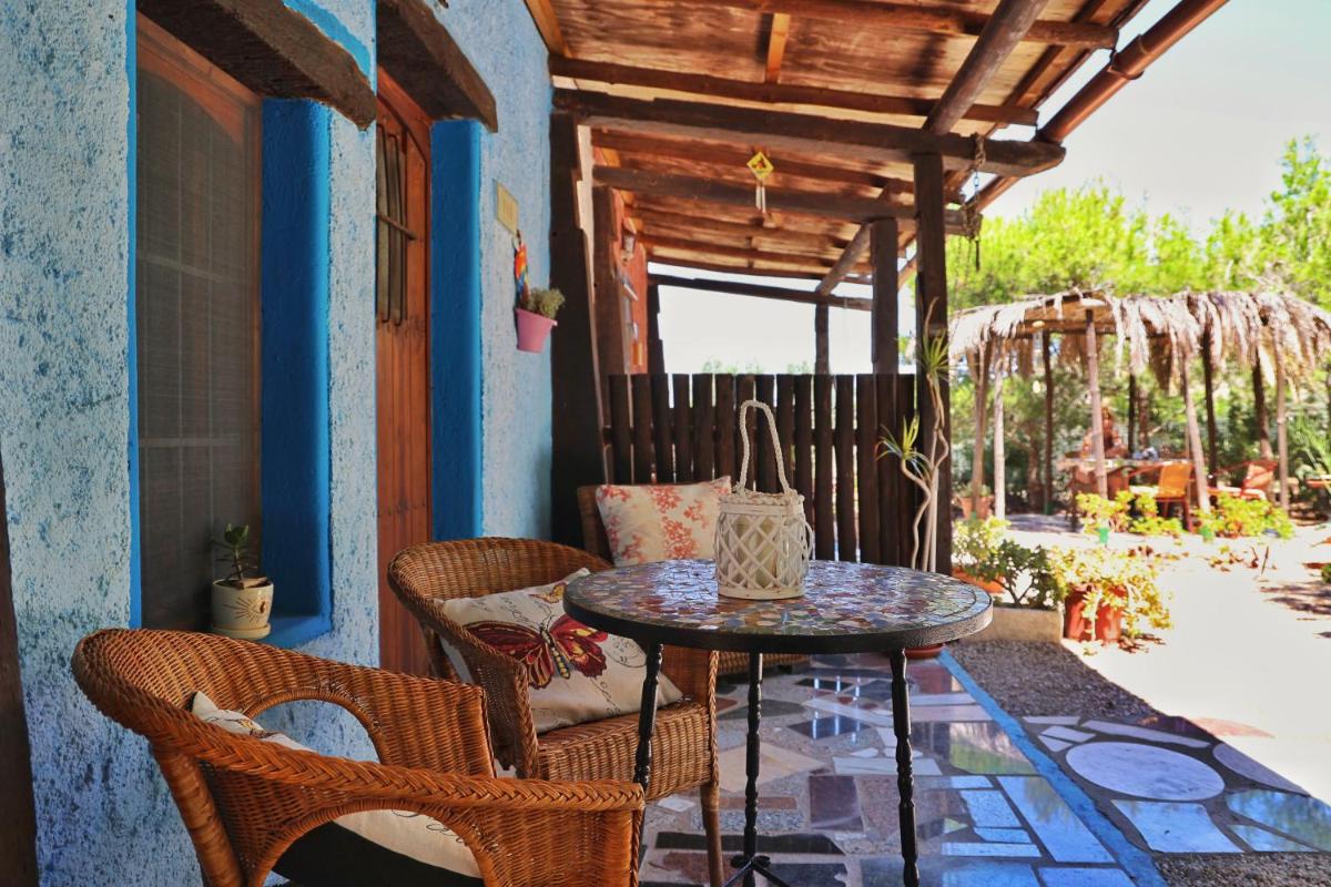 Casita con Chimenea en Complejo Rural CAMPO FELIZ del amor - Housity
