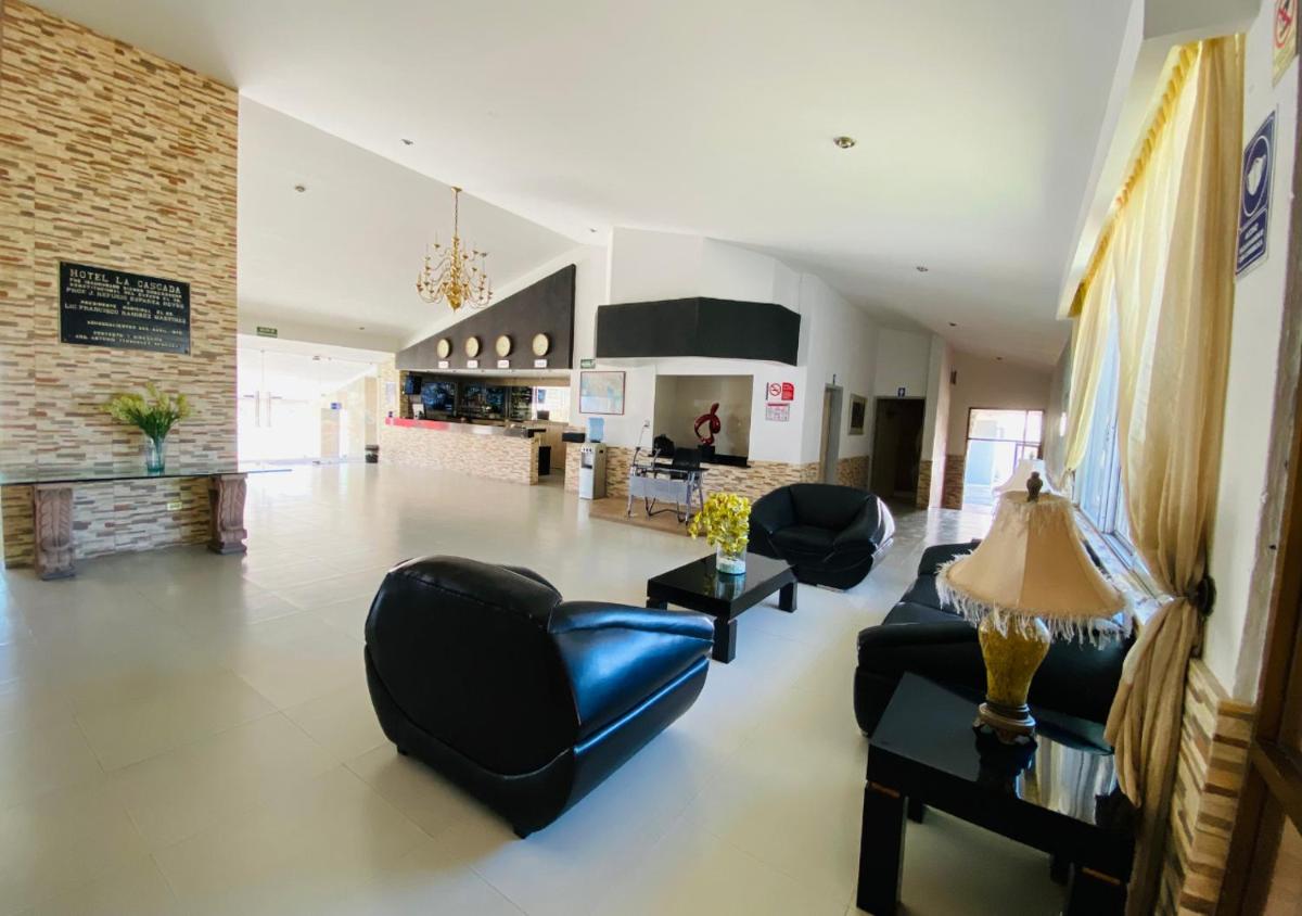 Hotel La Cascada - Housity