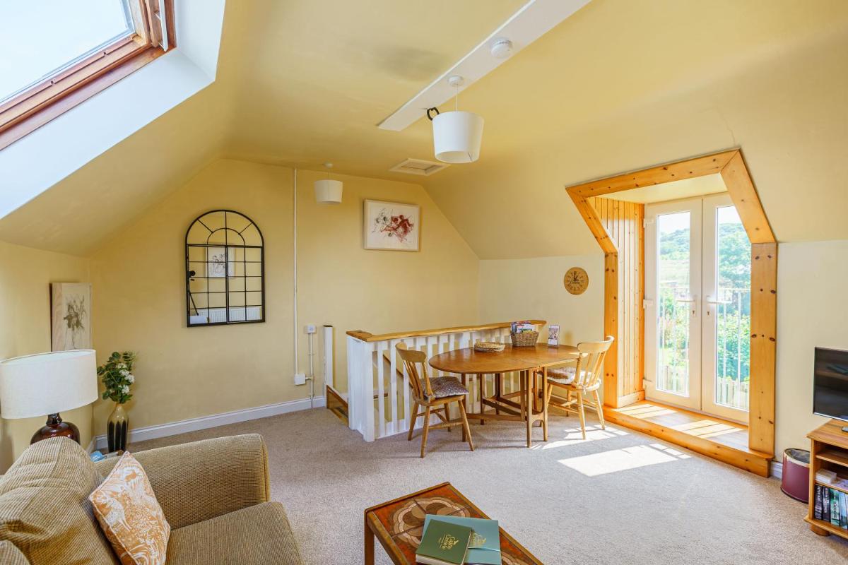 The Cheeseloft - Spacious one bed with terrace - Housity