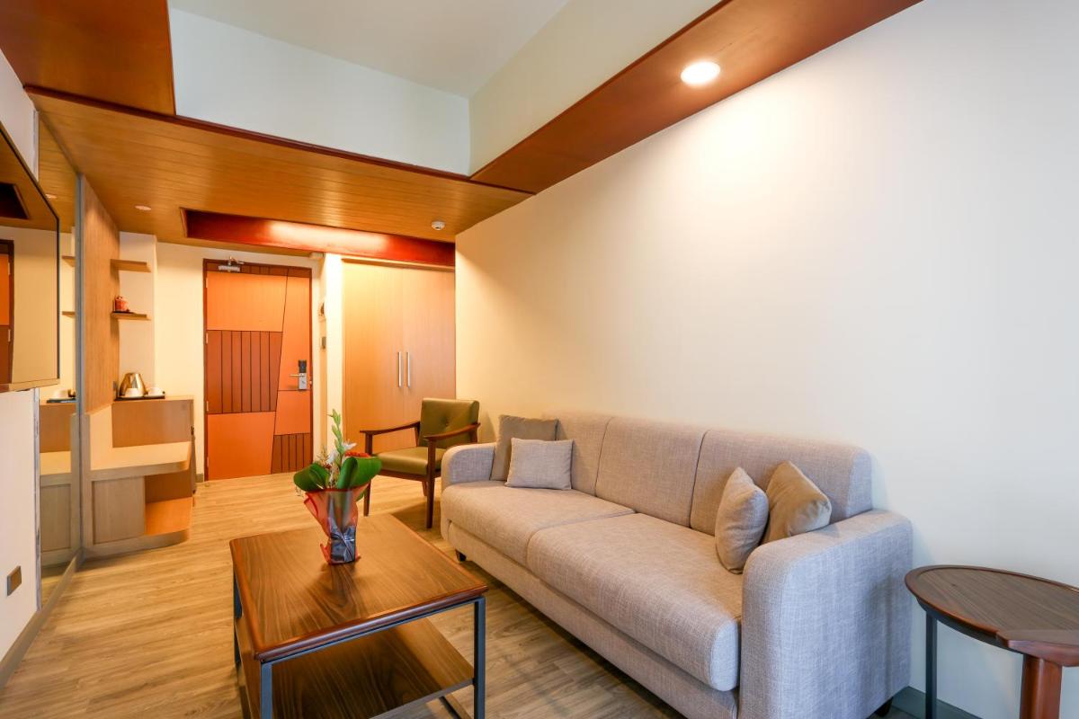 Sotogrande Hotel Baguio - Housity
