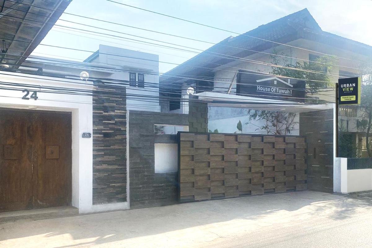 Urbanview Hotel Syariah House of Tuwuh - Housity