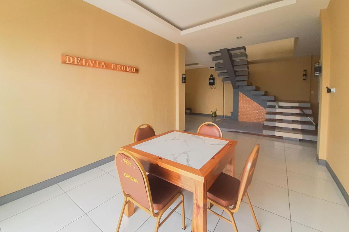 Delvia Bromo Homestay Mitra RedDoorz - Housity