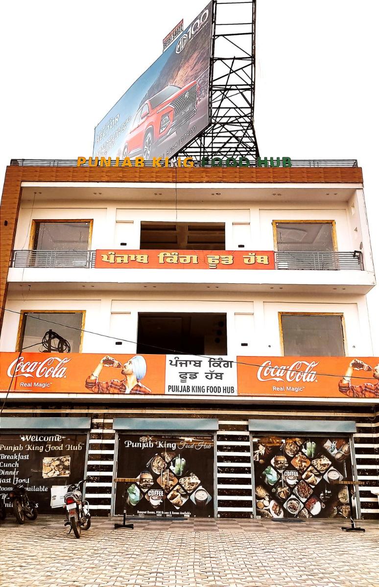 HOTEL THE PUNJAB KING -- MODERN DHABA, BAR, SUITE ROOMS -- Special for Families, Couples, Corporate, Group Travelers - Housity