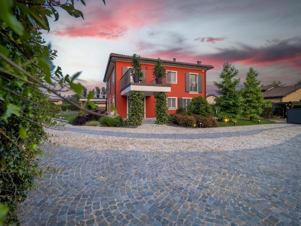 Luxury Golf Villa - Housity