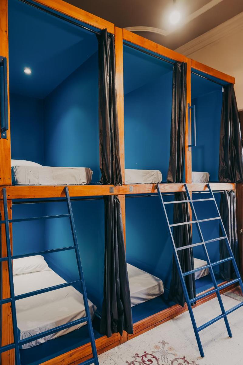 Hostel Casarão Fronteira - Housity
