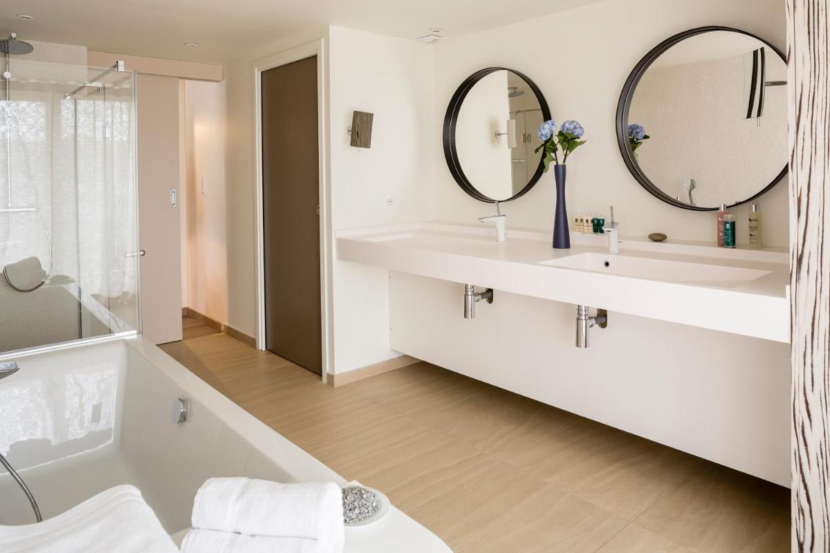 Salle de bains dans l'établissement Thalazur Arcachon