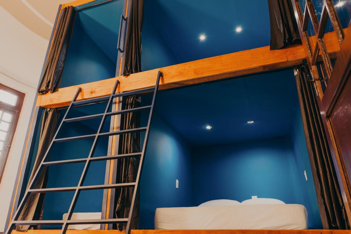 Hostel Casarão Fronteira - Housity