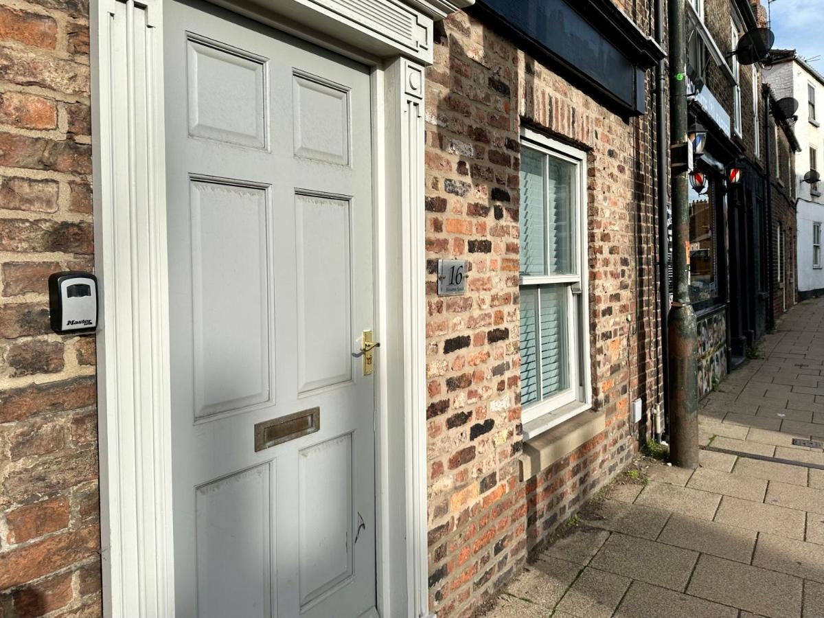 Blossoms Reach - 2 minutes from station and city centre - Housity
