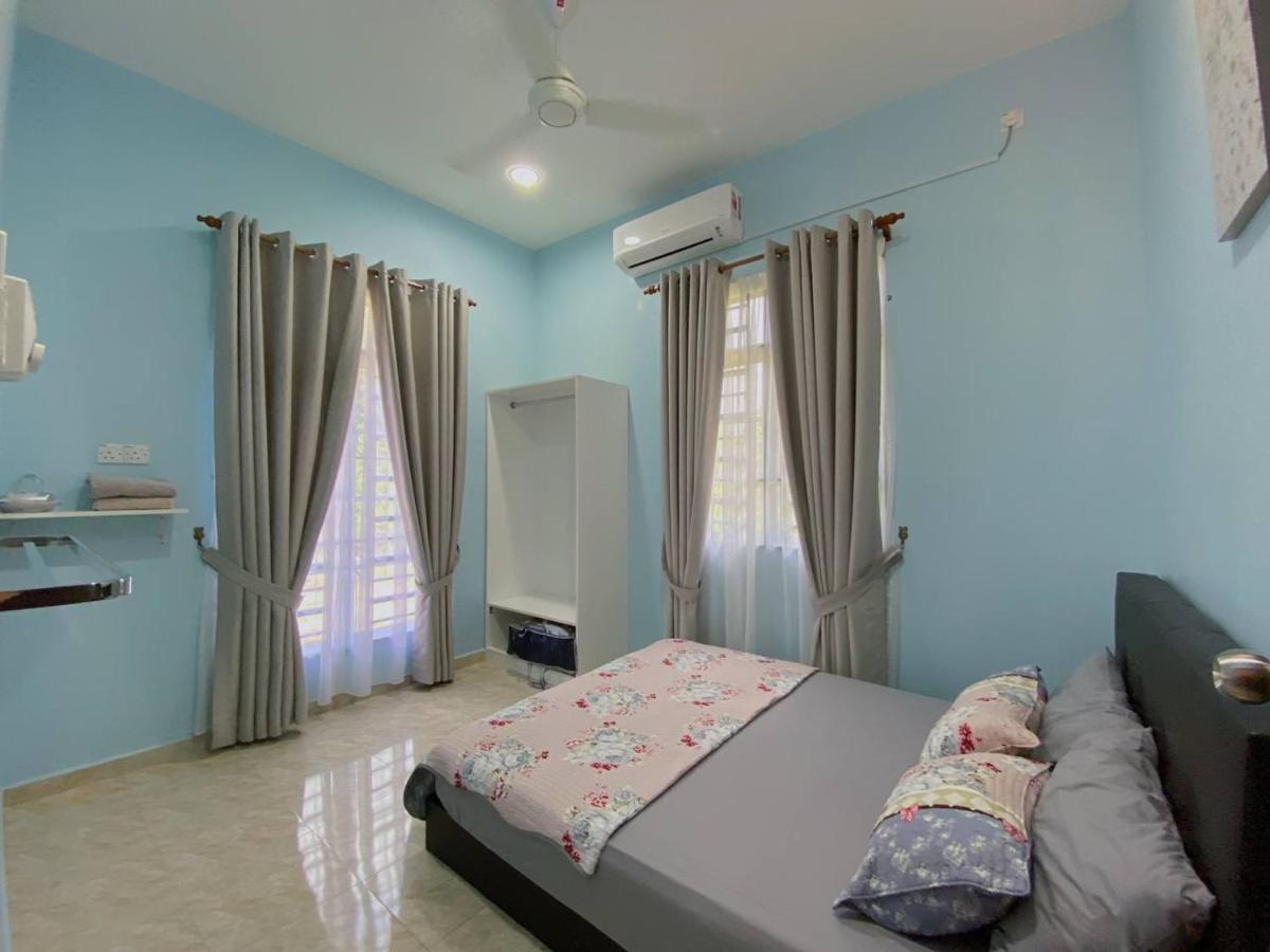 NSJay Guest House - Housity