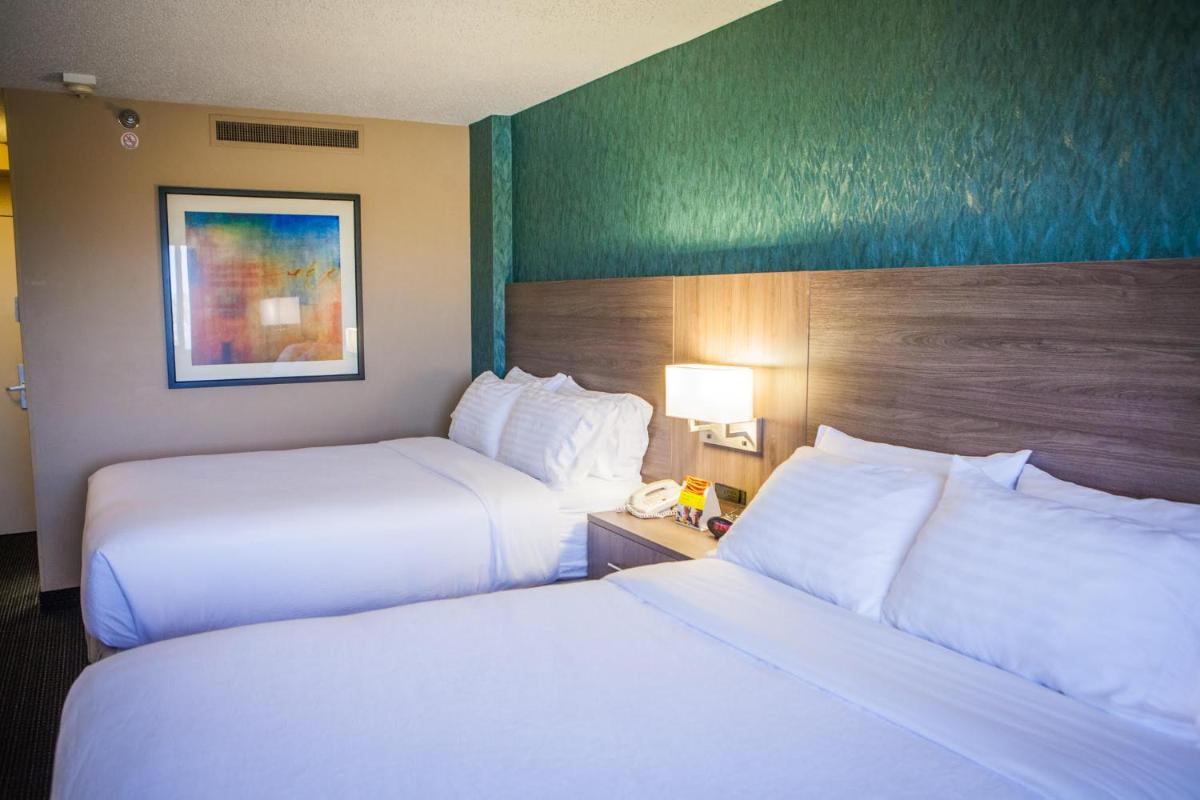 Holiday Inn Des Moines-Downtown-Mercy Campus, an IHG Hotel - Housity