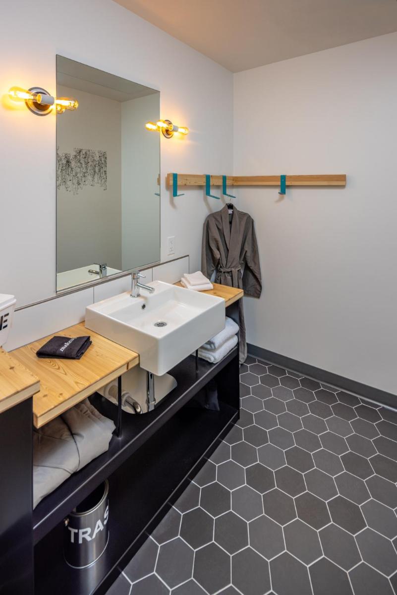 The Wren - Housity