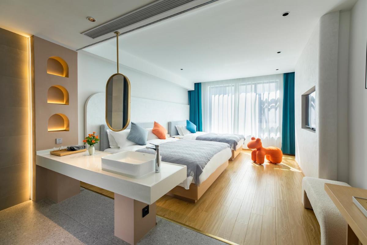 Mount Huangshan Yunqi Kinship B&B - Huangshan Mountain Scenic Area Tangkou South Gate Interchange Center - Housity