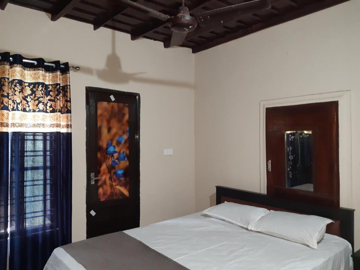 VALIYATH HOLIDAYS HOMESTAY - Housity