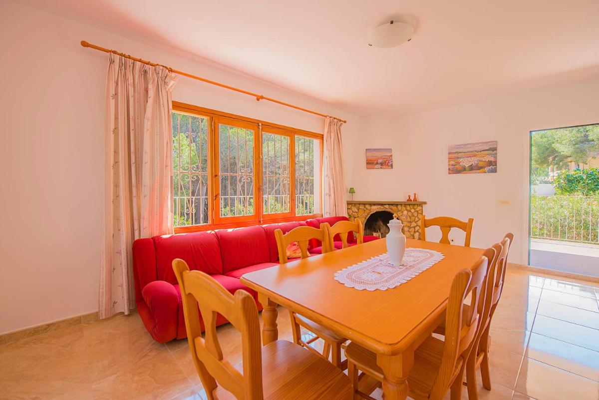Villa Bernia - PlusHolidays - Housity