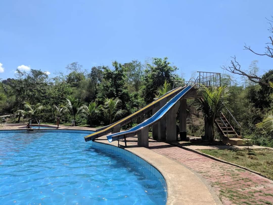 Villa francisco resort lagangilang abra - Housity