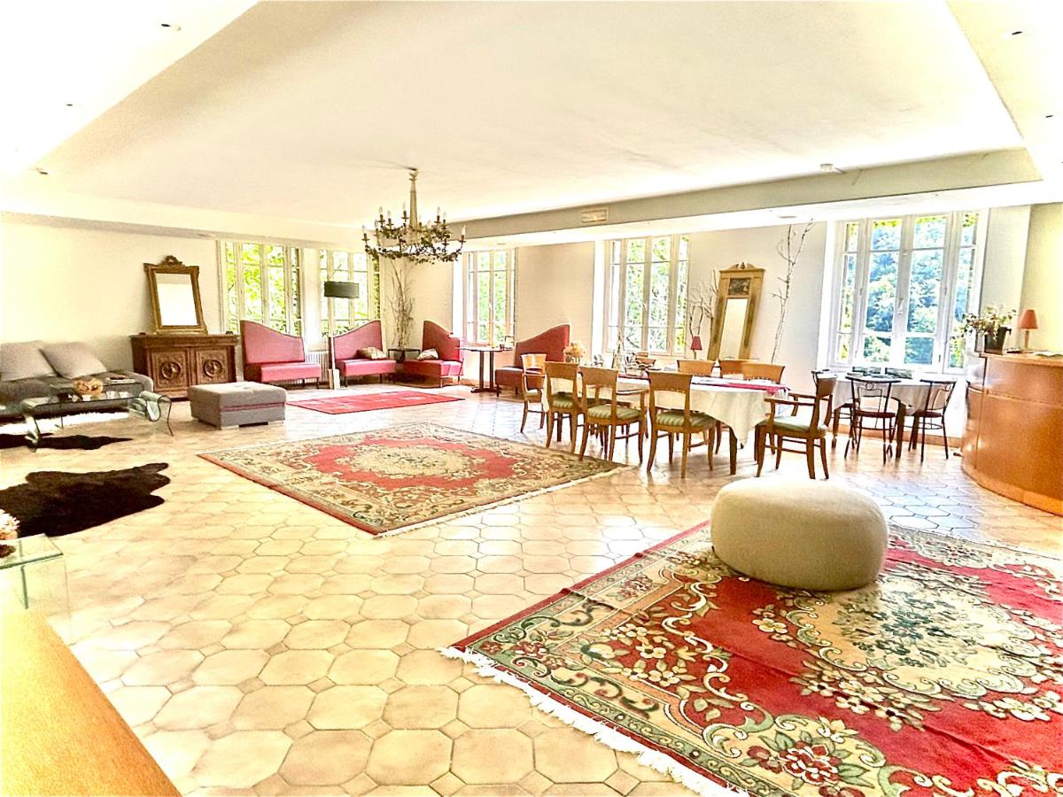 Le Chambon, Chambres d'hôtes - Housity