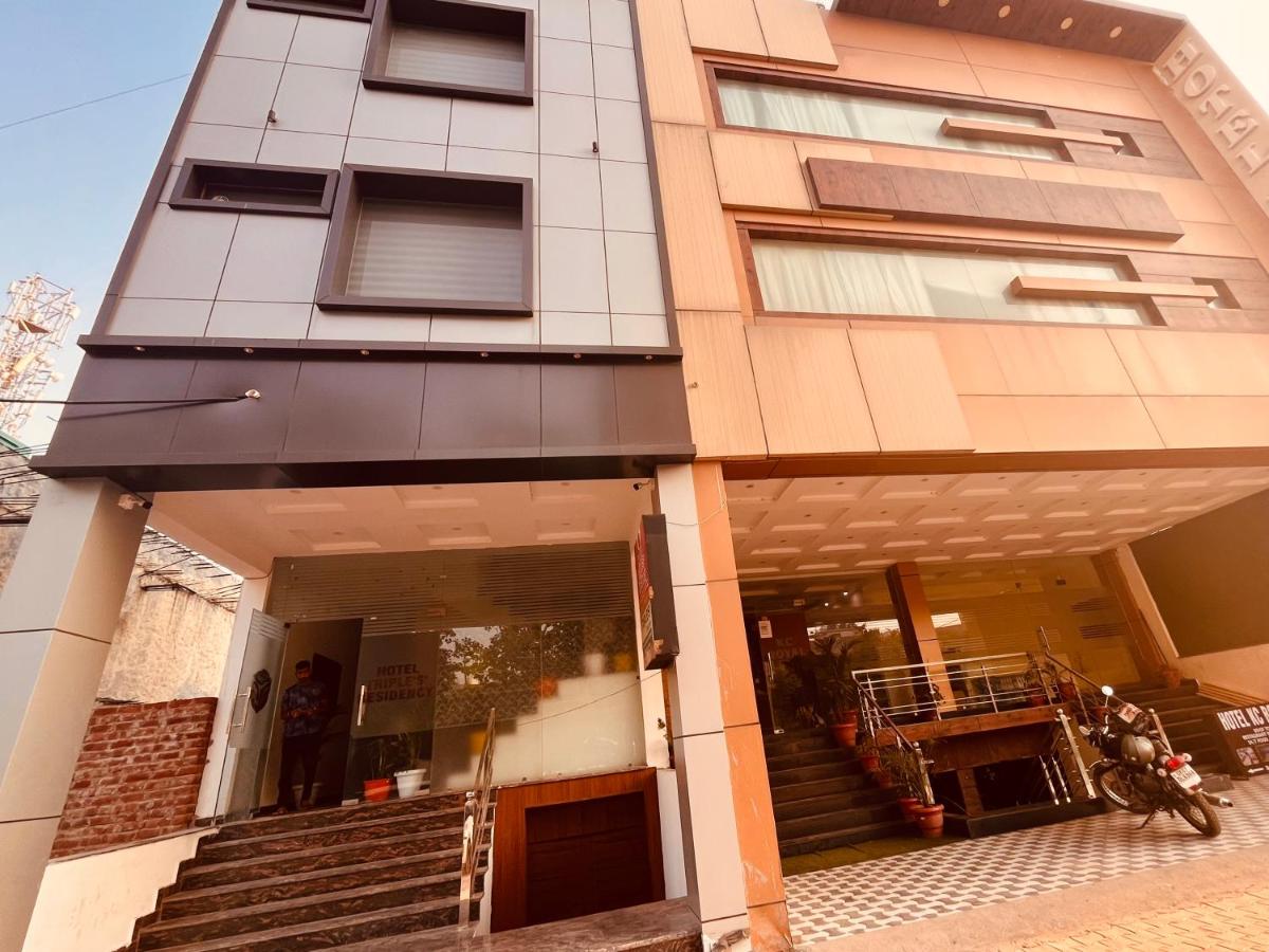 Elena Triple Lodge, Zirakpur - Hotel of the Year - Housity