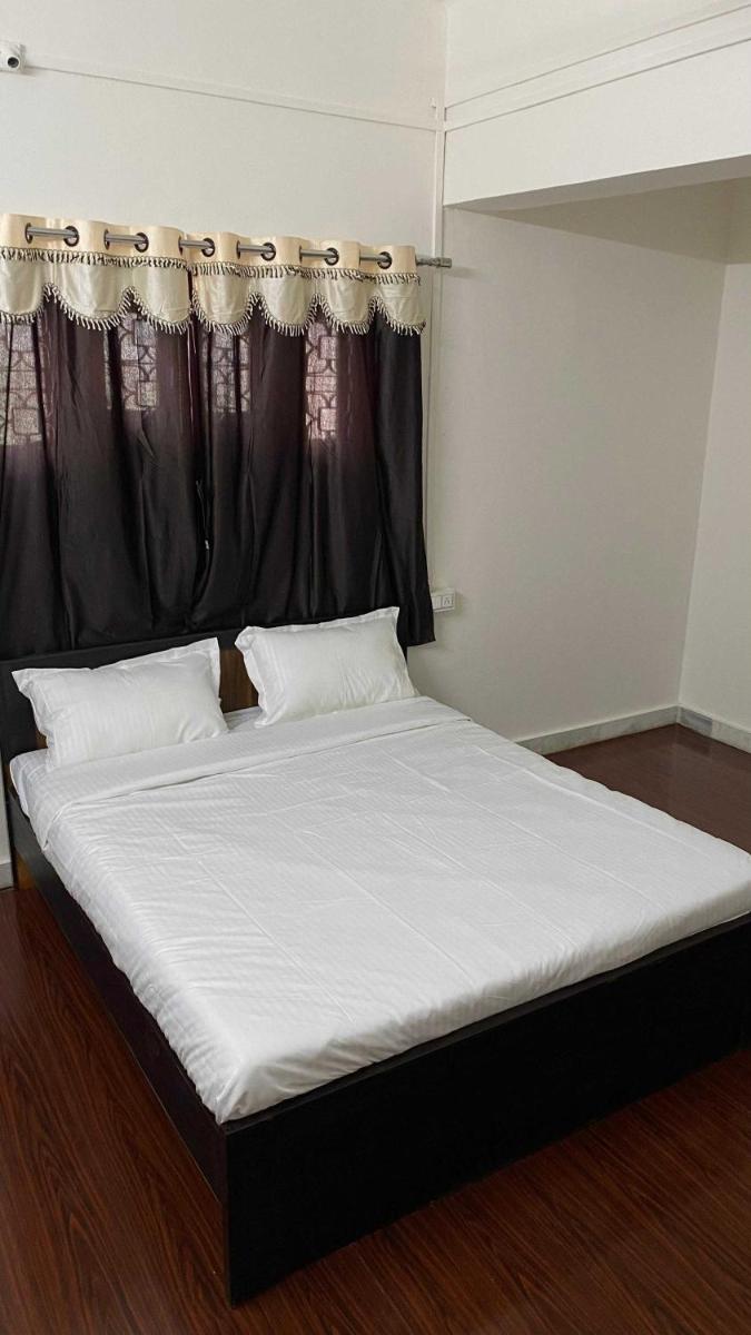 SPOT ON Rajyog Resort - Housity