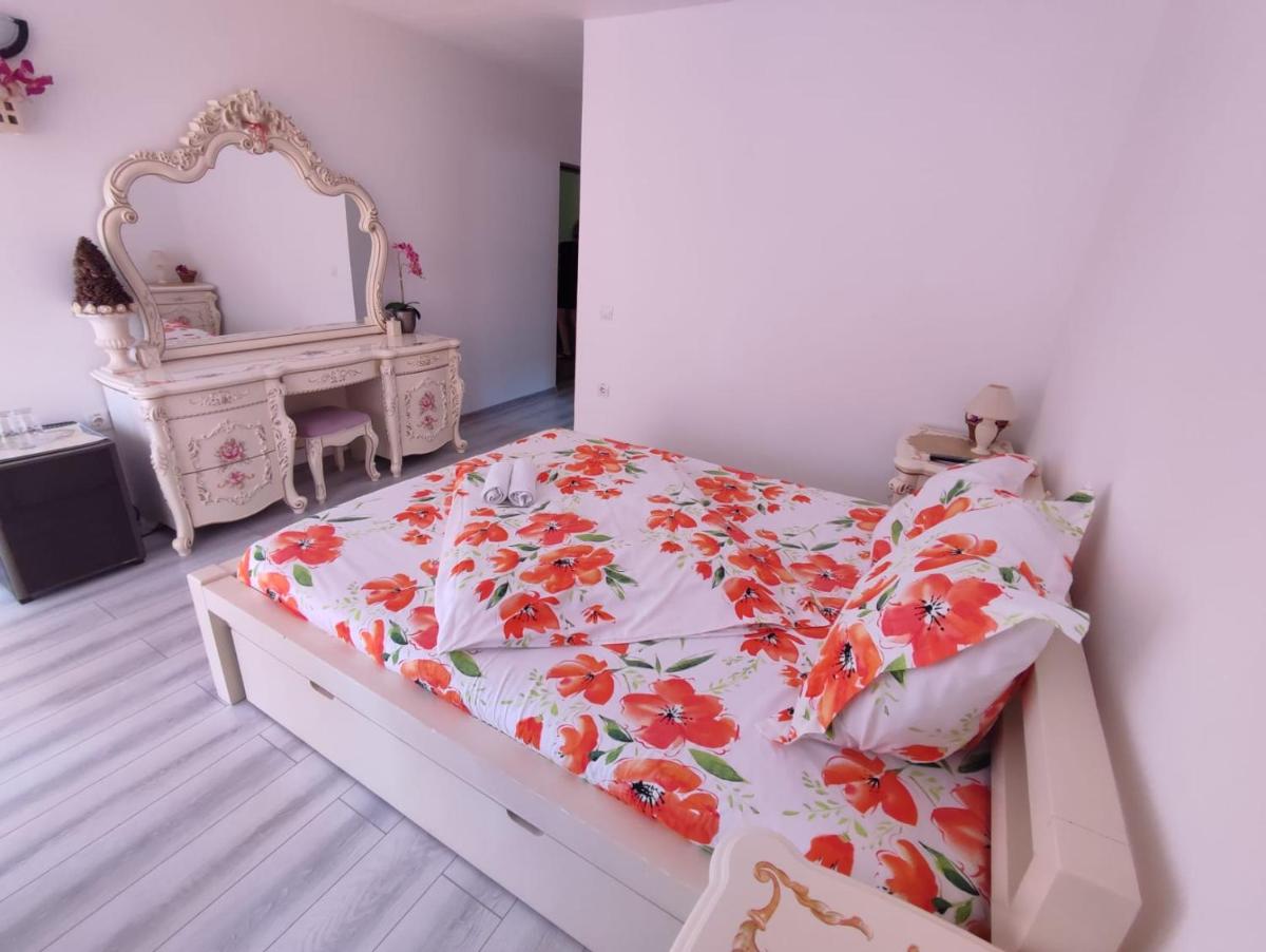 Pensiunea Baron - Housity