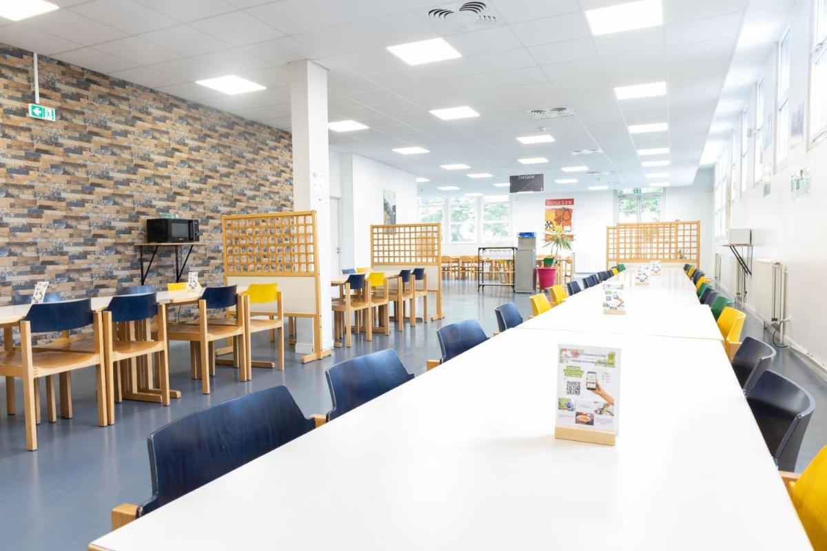 Auberge de Jeunesse HI Amiens - Housity
