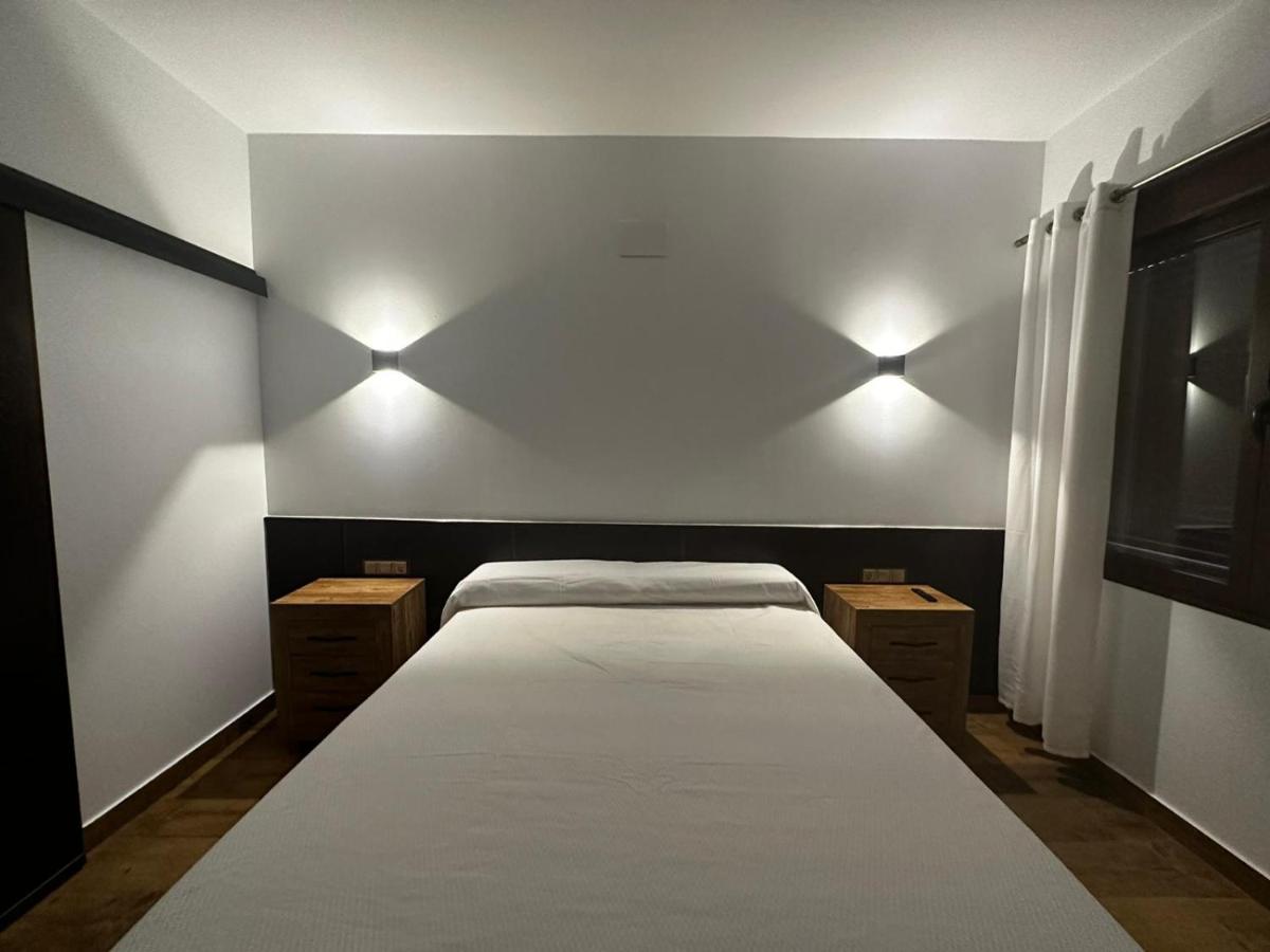 Hotel Rural Irina - Housity