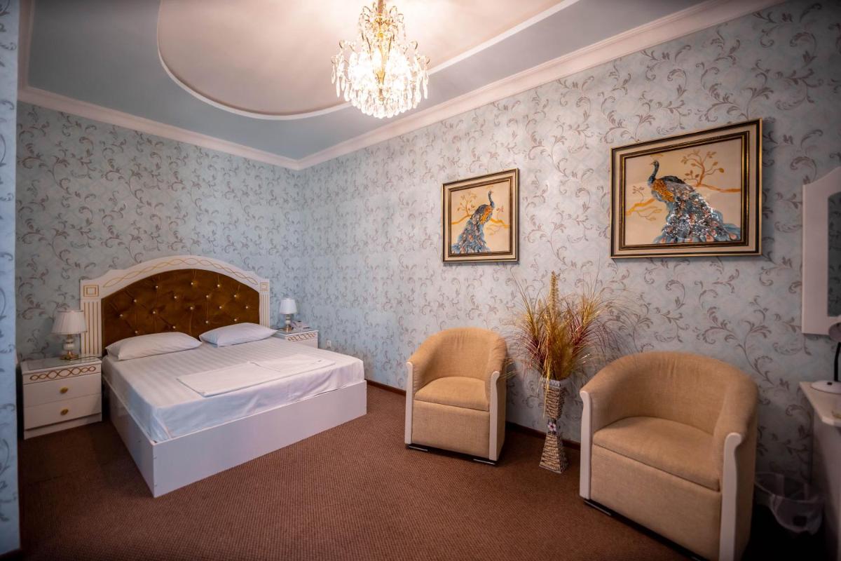 Reikartz Modarixon Bukhara - Hizvo