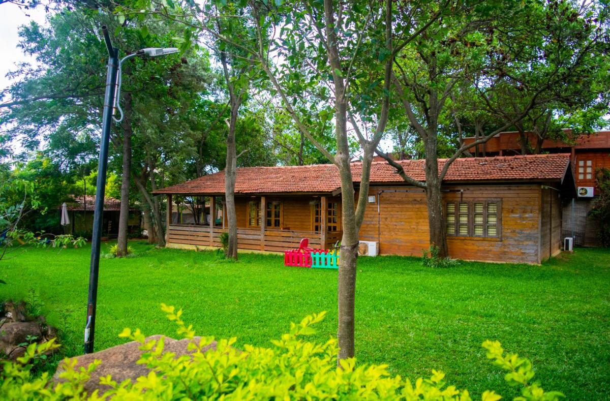 La Serene - Housity