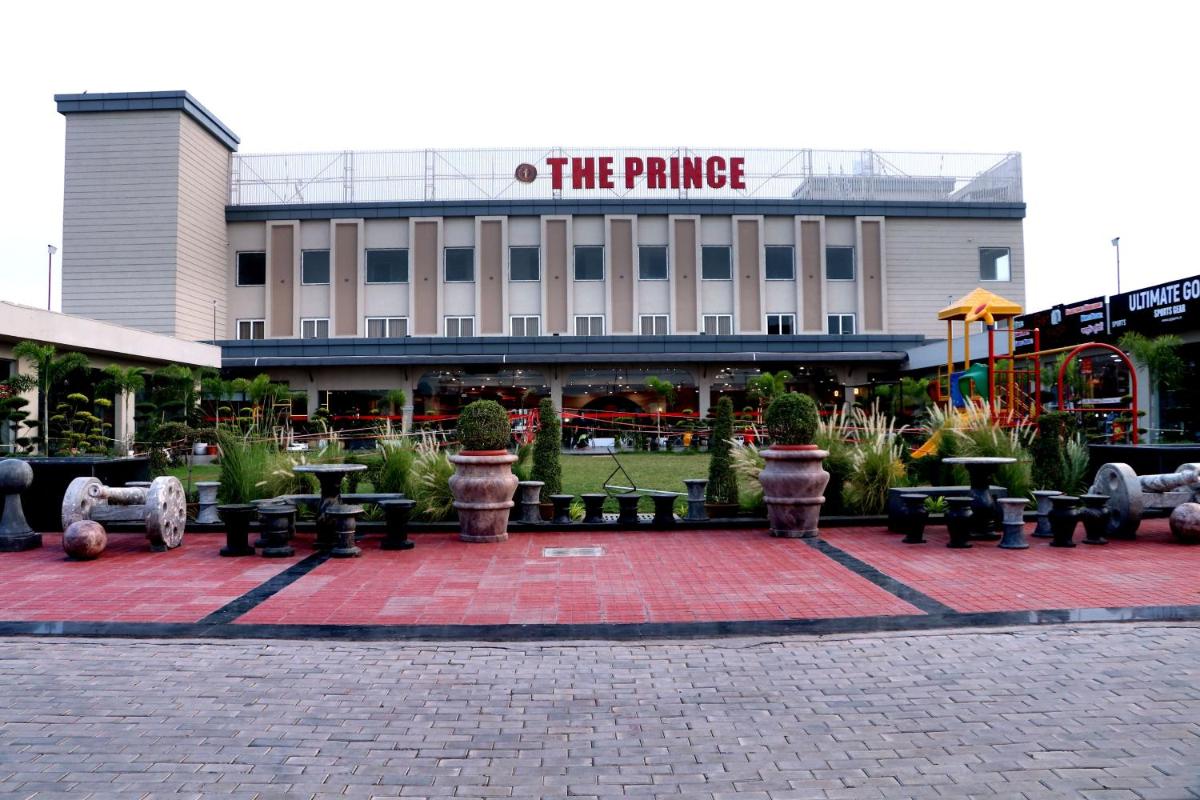 The Prince Highway Hotel - Housity