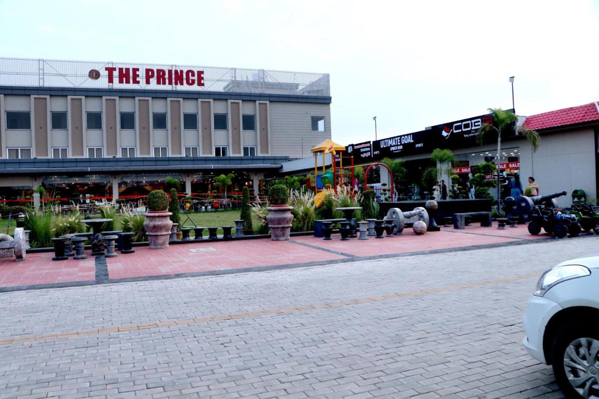 The Prince Highway Hotel - Housity