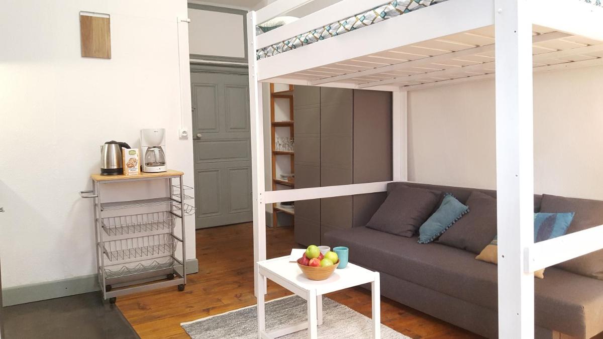 La Maison bleue, un emplacement de choix à Rodez - Housity