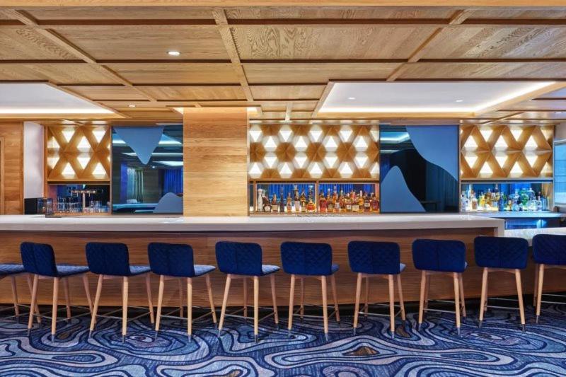 W Aspen Hotel Residences - Housity