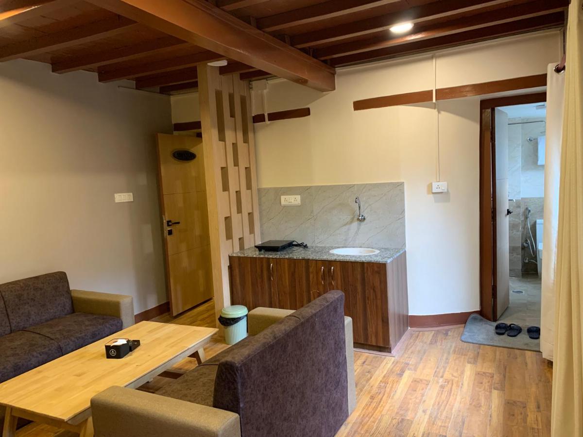 Suitetrails - Studio Apartment