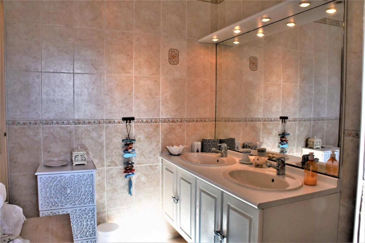 Appartement sur les Hauteurs de Port-Vendres - Housity