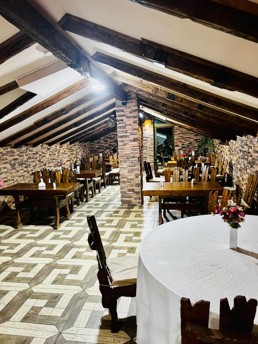 Lux Palace Hotel - Housity