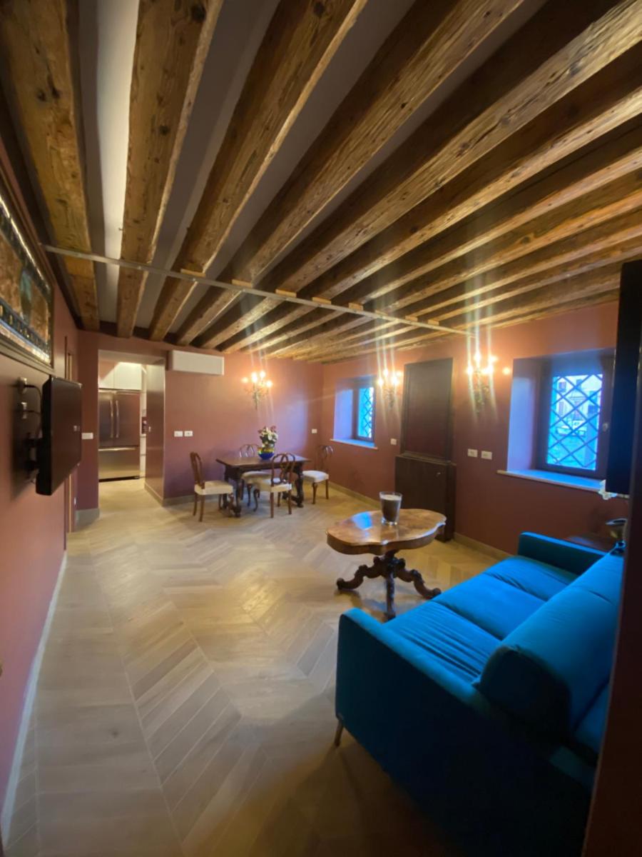 Dimora Contarini Charm Apartment on Grand Canal - Housity