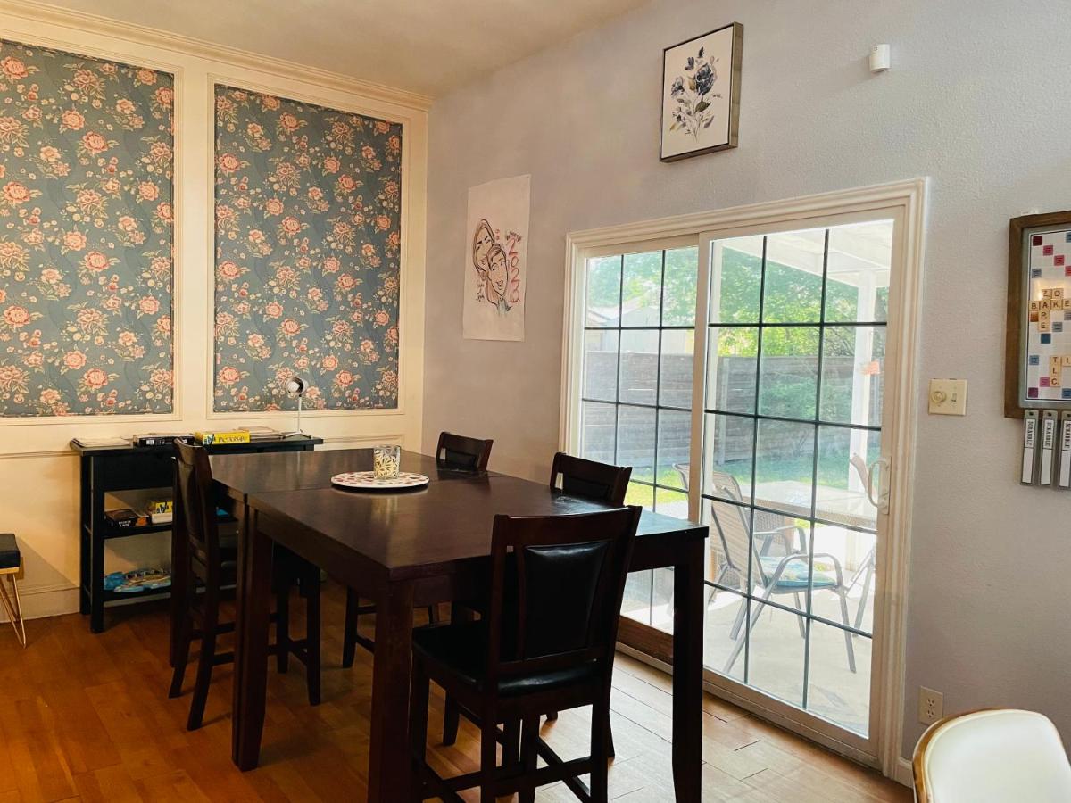 Suitetrails - San Antonio Comfort 4 Bedroom 3 Bath home 5 Mins from Sea World