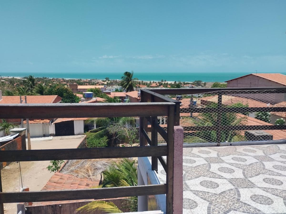 SeoMarujo rent a room Morro Branco - Housity