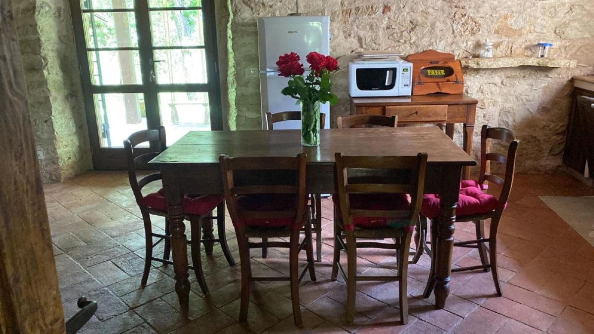 Suitetrails - Beautiful Stone Country Villa