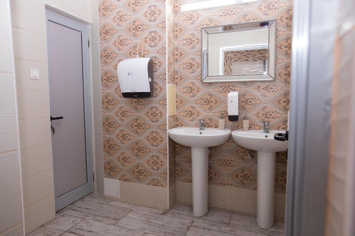 Magnific Hotel - Housity