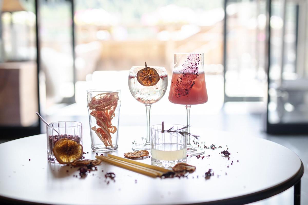 Boissons dans l'établissement Le Chalet Blanc Hôtel & Spa